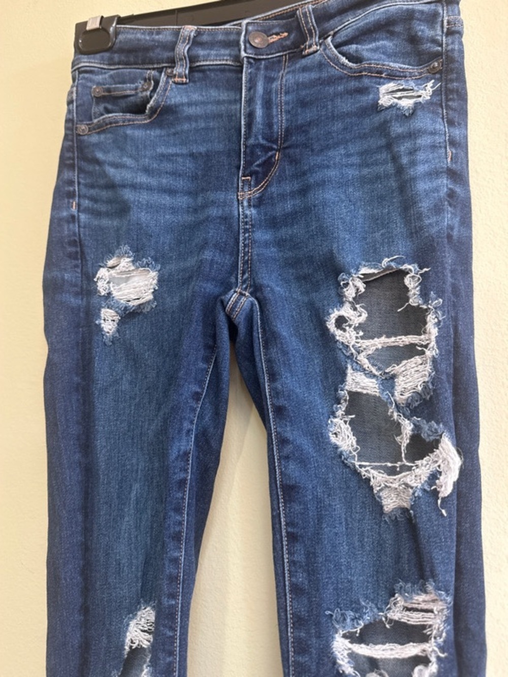 High Rise Distressed Jegging 2 X-Short - Picture 4 of 6
